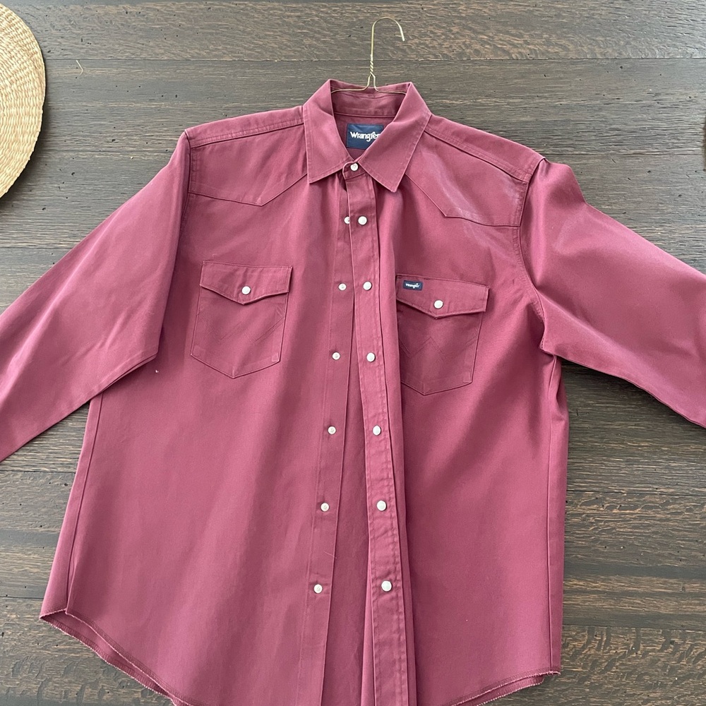 Wrangler Men's Maroon Button Down Shirt